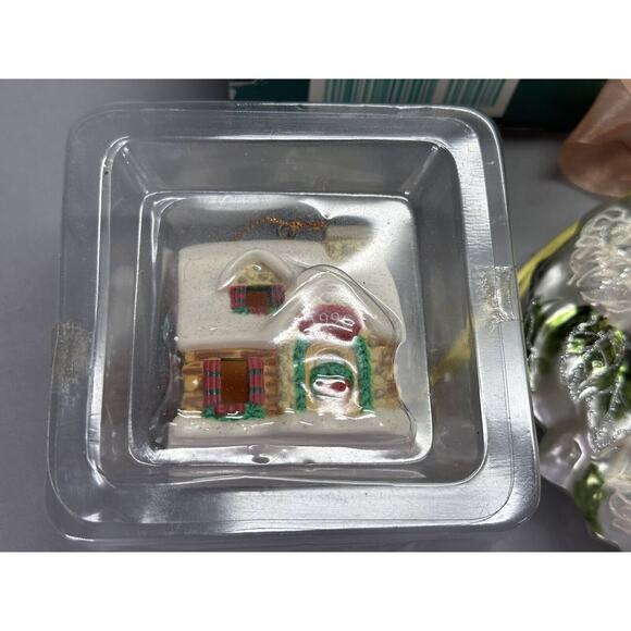 Old World Glass Christmas Ornament Rose With Box/Wreath/Home Vintage - Picture 5 of 6